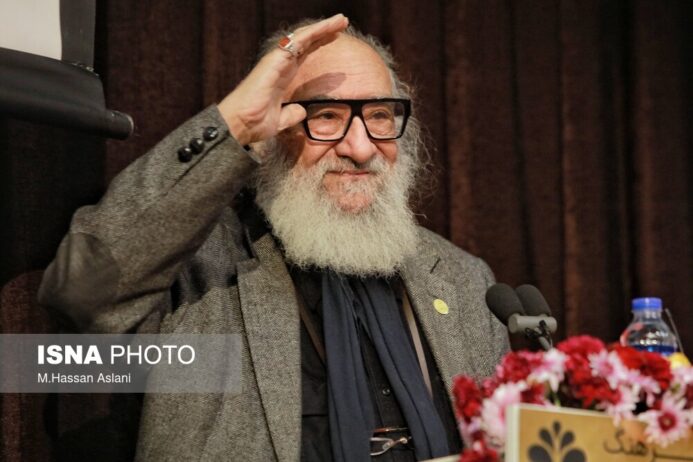 جشن یلدا با حضور هنرمندان (عکس) جشن یلدا با حضور هنرمندان (عکس)