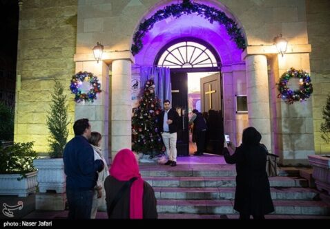 تصاویری از مراسم آغاز سال نو میلادی ۲۰۲۴ در تهران(عکس)