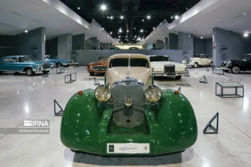 کلکسیونی از خودرو‌های تاریخی در ایران(عکس)