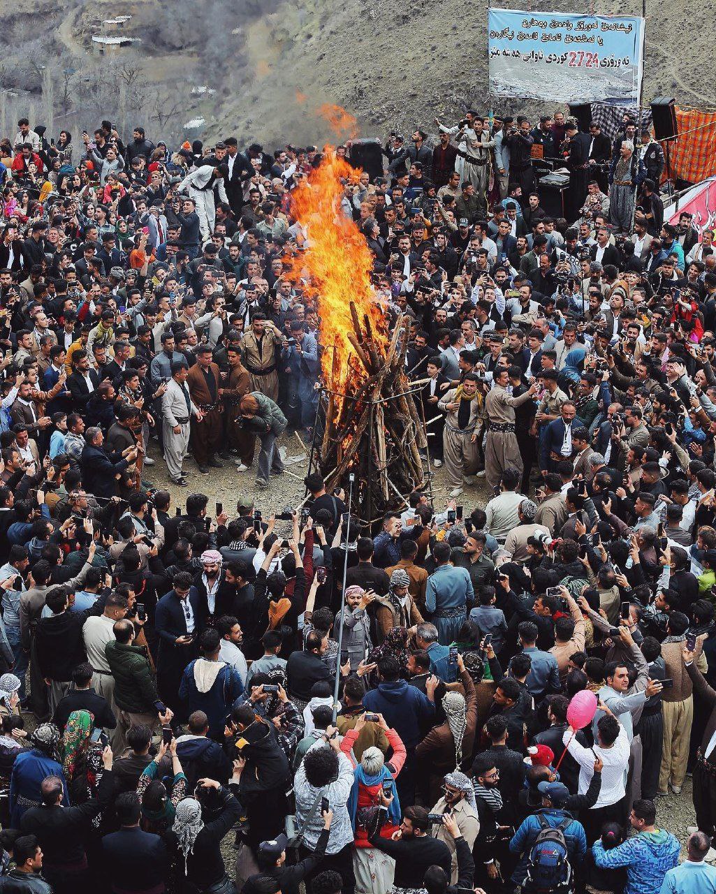 مراسم استقبال از نوروز در کردستان(عکس)
