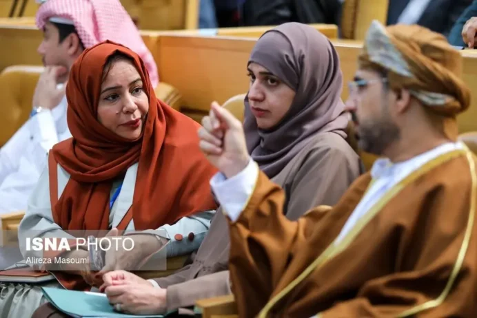 حجاب میهمانان خارجی در ایران(عکس)
