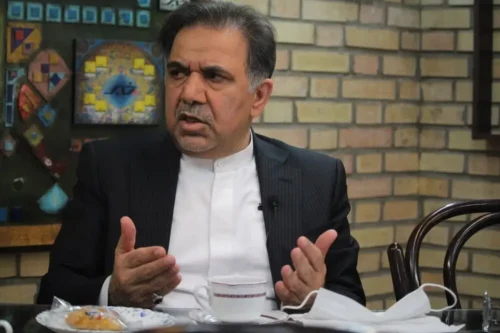 انتقاد عباس آخوندی از اظهارات نماینده تهران درباره حمله به اسرائیل/ سردار کوثری سخنگوی شورای عالی امنیت ملی هستند یا دبیر آن... انتقاد عباس آخوندی از اظهارات نماینده تهران درباره حمله به اسرائیل/ سردار کوثری سخنگوی شورای عالی امنیت ملی هستند یا دبیر آن...