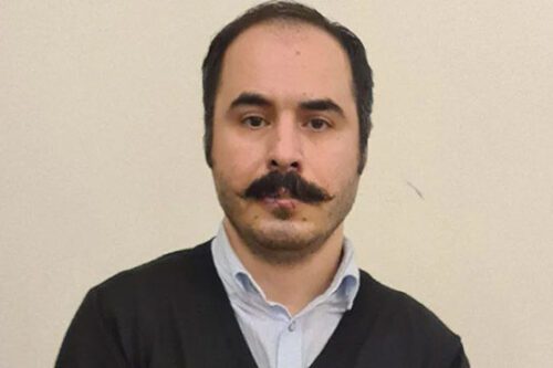 دوختن لب حسین رونقی بعد از خودکشی کیانوش دوختن لب حسین رونقی بعد از خودکشی کیانوش